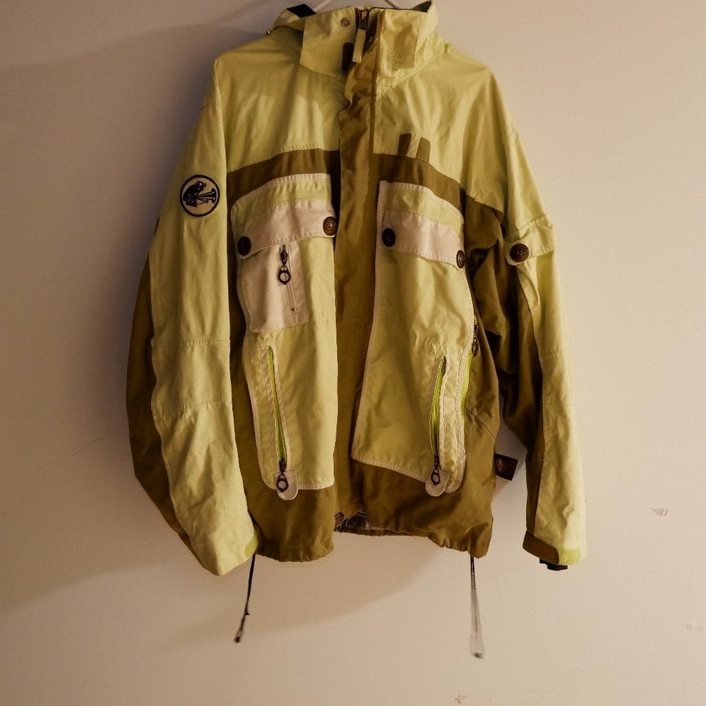 Dub brand Remix 68 L snowboarding jacket